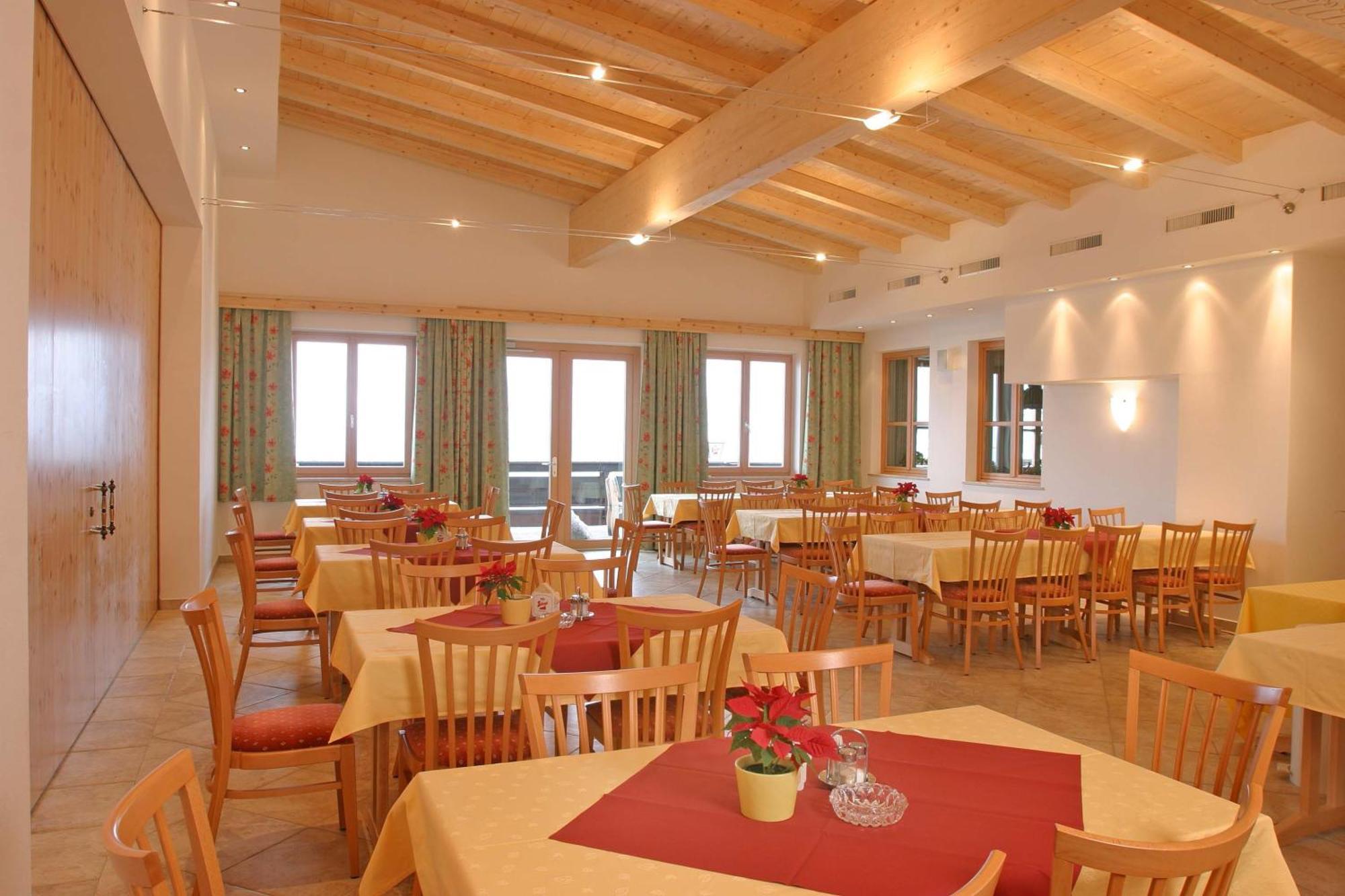 Jugend- Und Familienhotel Venedigerhof Neukirchen am Grossvenediger Ngoại thất bức ảnh